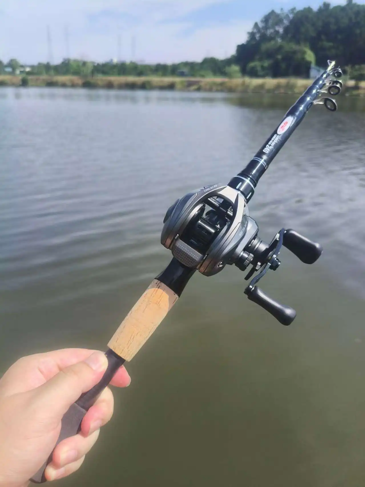 Fishing Equipment Europe - DEUKIO Conjunto de Vara e Carretilha